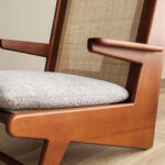 Galaxy Art Contemporary Rattan Kangaroo Lounge Chair - Image 7