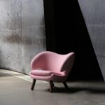 Galaxy Art Pelican Lounge Chair: Coastal Elegance for Modern Living - Image 3